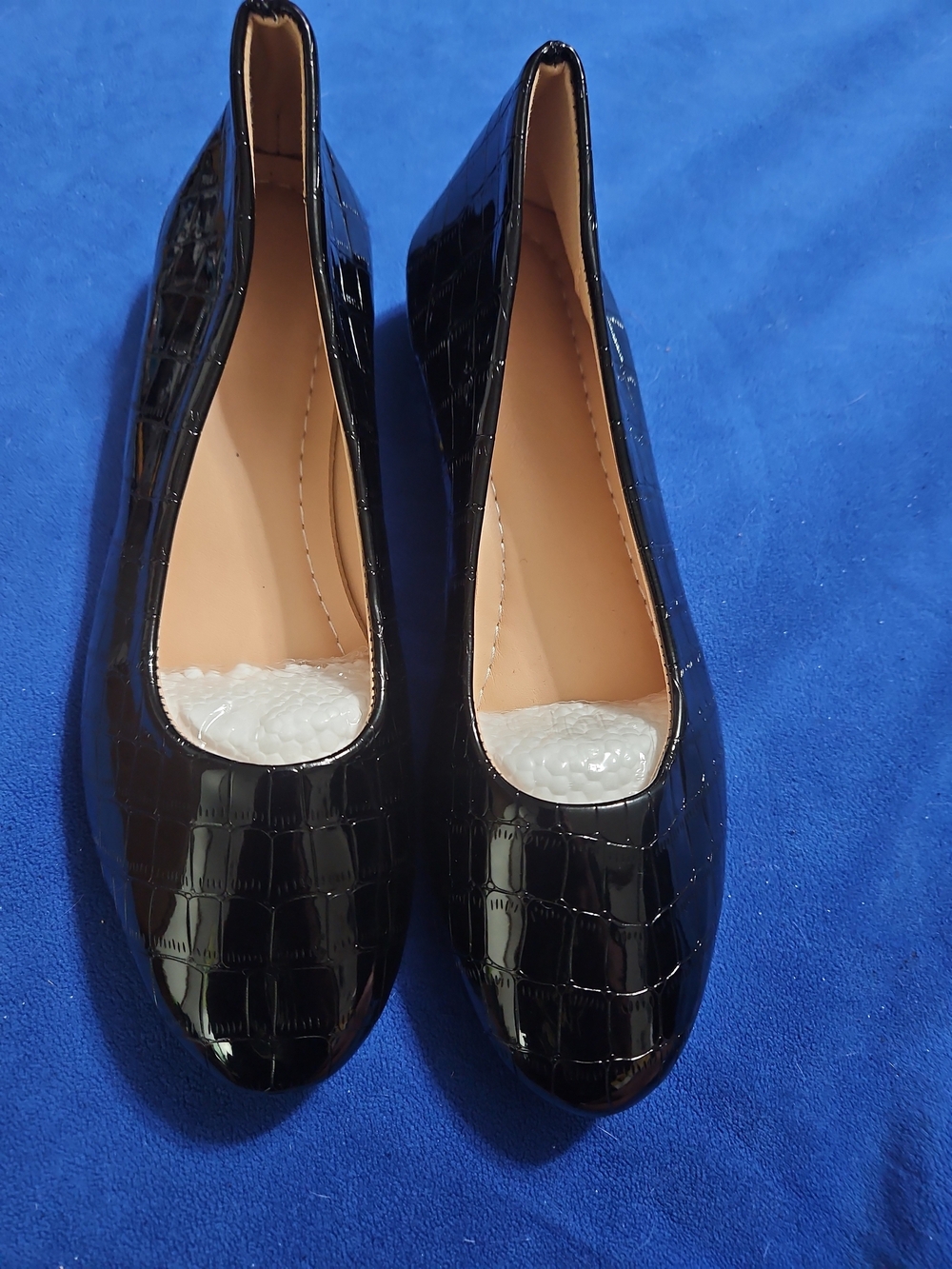 Black Croc-Embossed Patent Ballet Flats - Women By Love